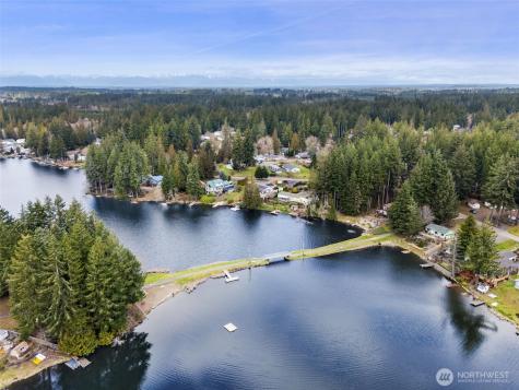 11 SE Fuchsia Avenue Shelton WA 98584