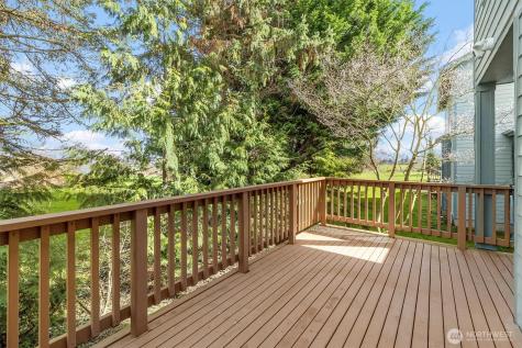 705 Finley Lane La Conner WA 98257