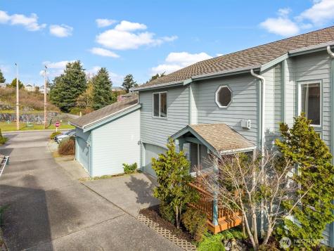 705 Finley Lane La Conner WA 98257