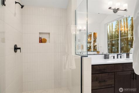 13472 NE 112th Place Redmond WA 98052