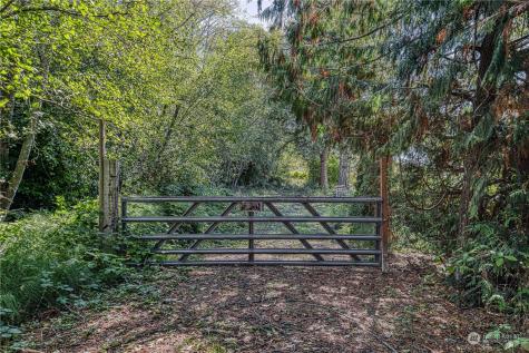 15086 Burley Avenue SE Port Orchard WA 98367
