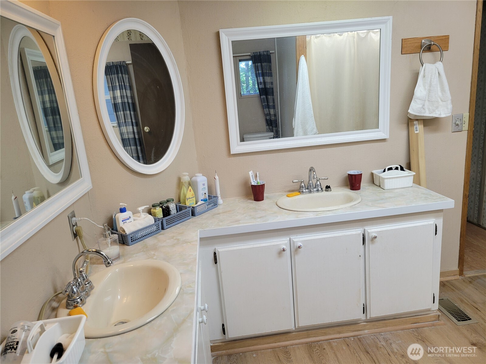 3824 Birch Bay-lynden Road Custer WA 98240