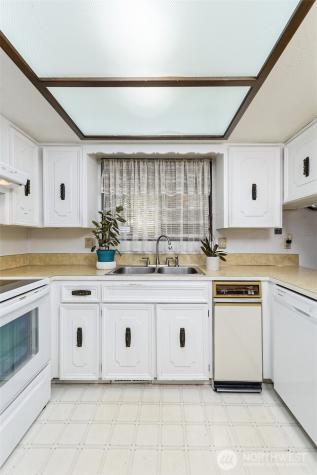 7111 41st Avenue SE Lacey WA 98503