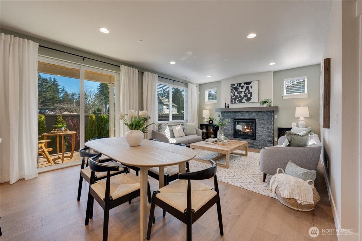 20908 99th Place S Kent WA 98031