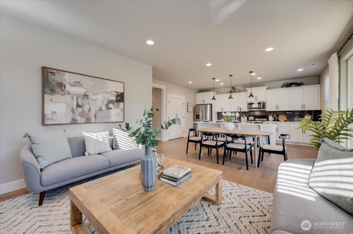 20908 99th Place S Kent WA 98031