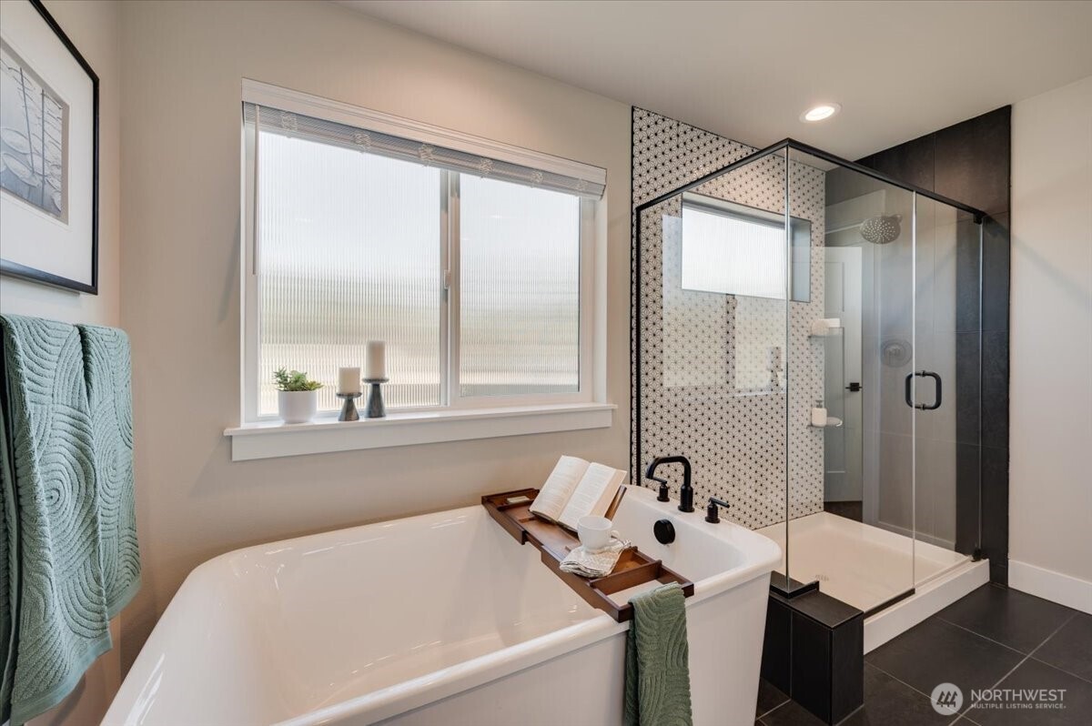 20908 99th Place S Kent WA 98031