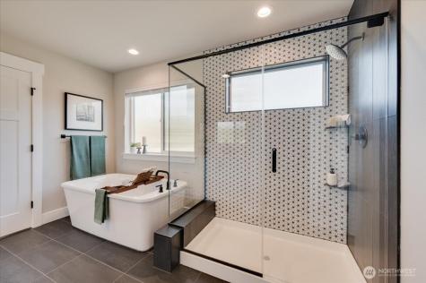 20908 99th Place S Kent WA 98031