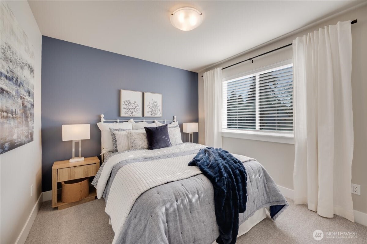 20908 99th Place S Kent WA 98031