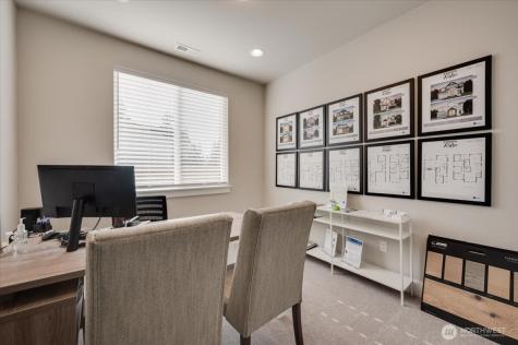 20908 99th Place S Kent WA 98031