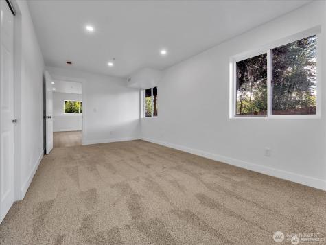 4032 152nd Place SW Lynnwood WA 98087