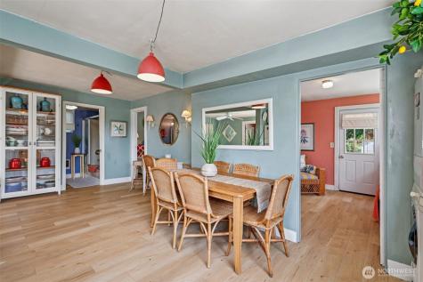 176 Maple Street Camano Island WA 98282