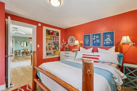 176 Maple Street Camano Island WA 98282