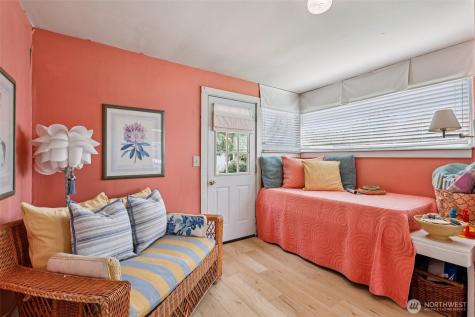 176 Maple Street Camano Island WA 98282