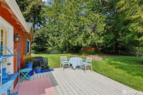 176 Maple Street Camano Island WA 98282