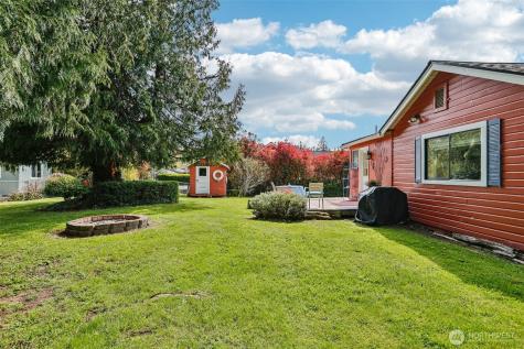 176 Maple Street Camano Island WA 98282