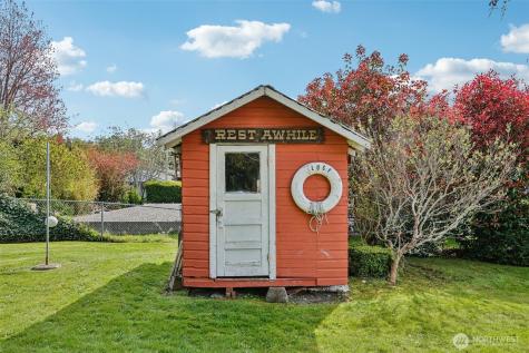 176 Maple Street Camano Island WA 98282