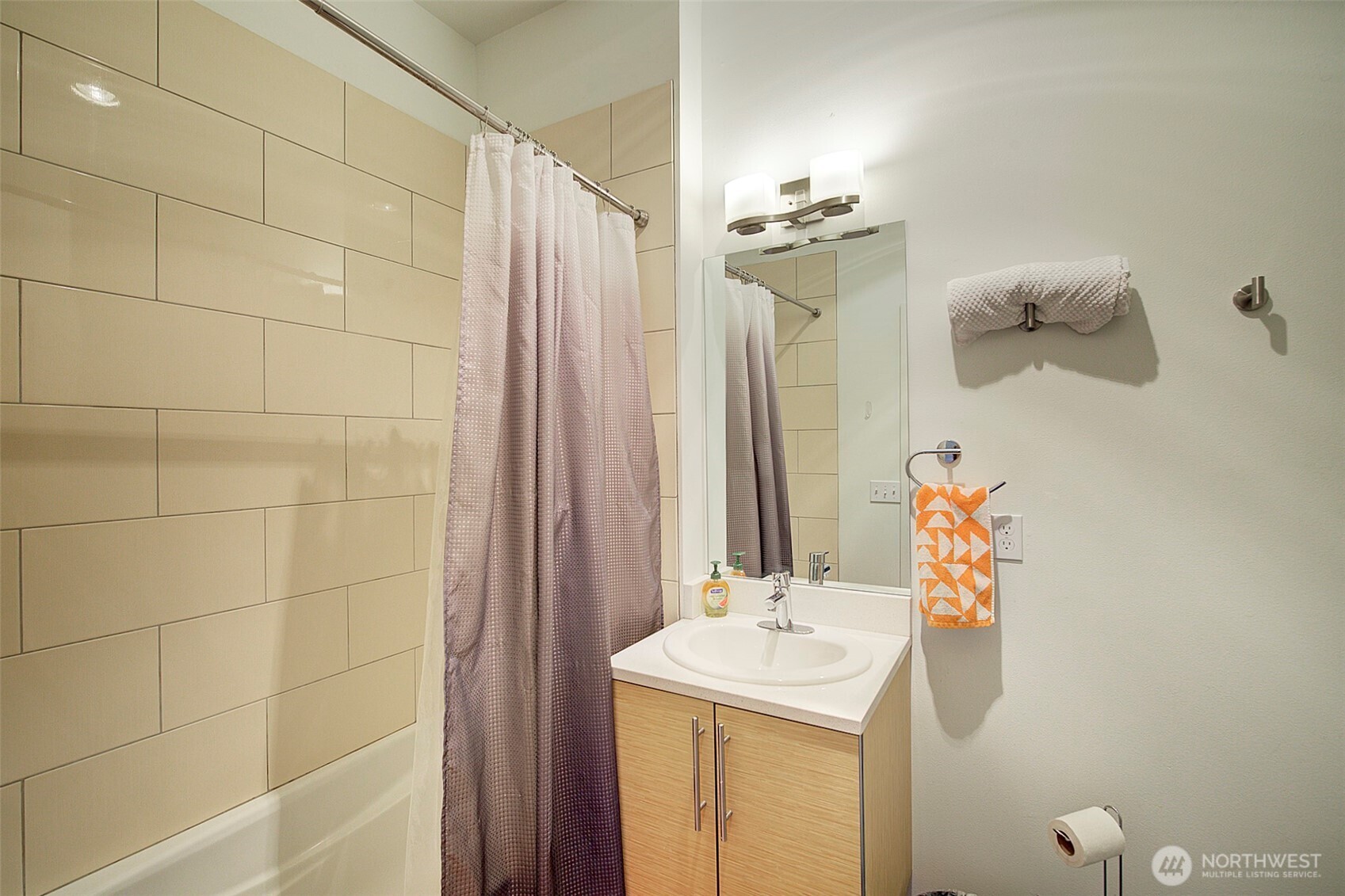 3444 California Avenue SW Seattle WA 98116