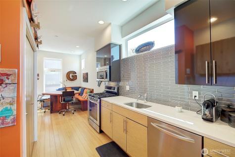 3444 California Avenue SW Seattle WA 98116