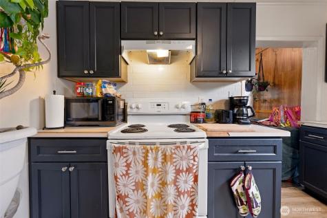 1218 Cedar Street Raymond WA 98577