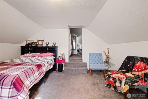 1218 Cedar Street Raymond WA 98577