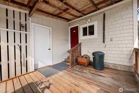 1218 Cedar Street Raymond WA 98577