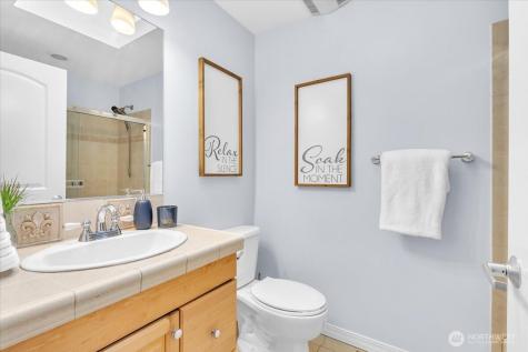3417 77th Avenue SE Mercer Island WA 98040