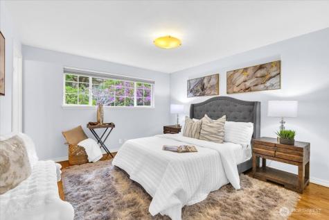 3417 77th Avenue SE Mercer Island WA 98040