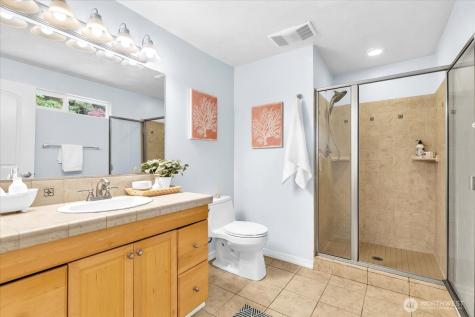 3417 77th Avenue SE Mercer Island WA 98040