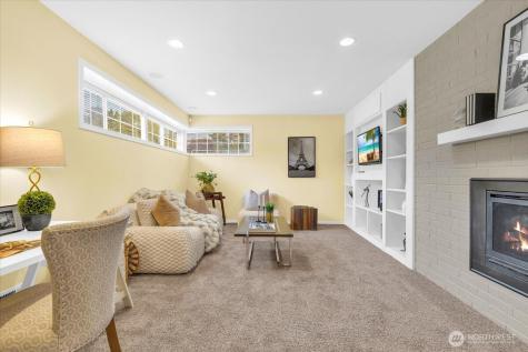 3417 77th Avenue SE Mercer Island WA 98040