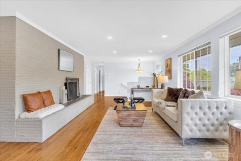 3417 77th Avenue SE Mercer Island WA 98040
