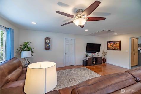 608 W Hanson Avenue Brewster WA 98812