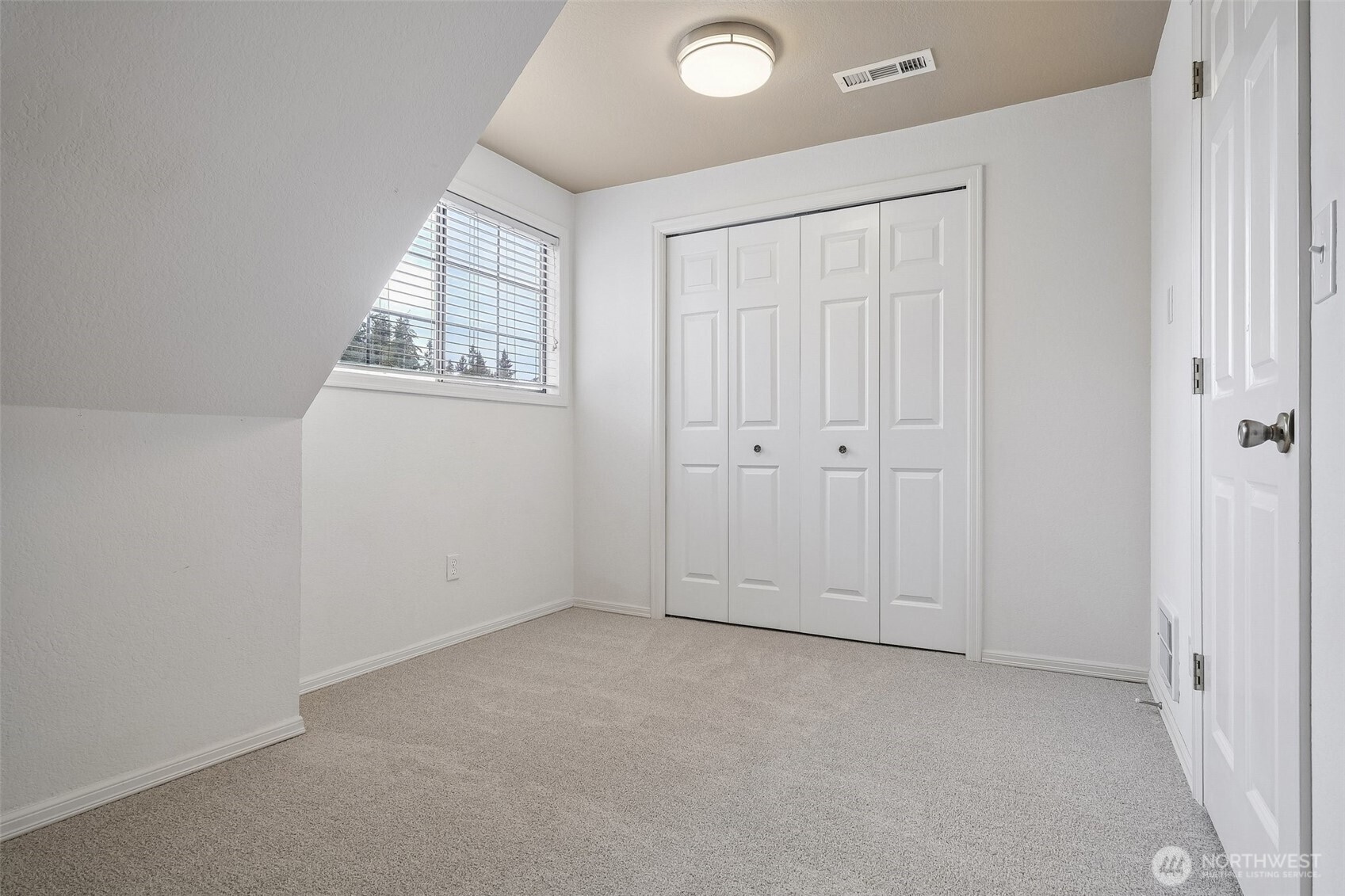 21329 Oak Way Brier WA 98036