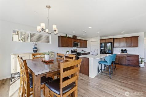 7142 42nd Place NE Marysville WA 98270