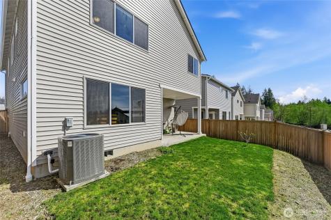 7142 42nd Place NE Marysville WA 98270