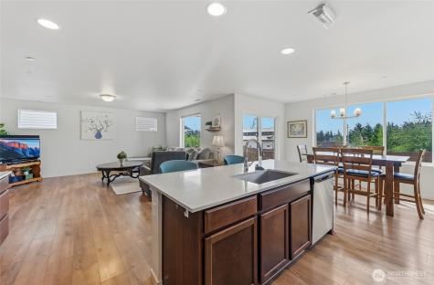 7142 42nd Place NE Marysville WA 98270
