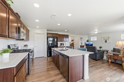 7142 42nd Place NE Marysville WA 98270
