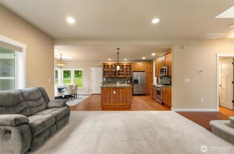 7728 213th Avenue SE Snohomish WA 98290