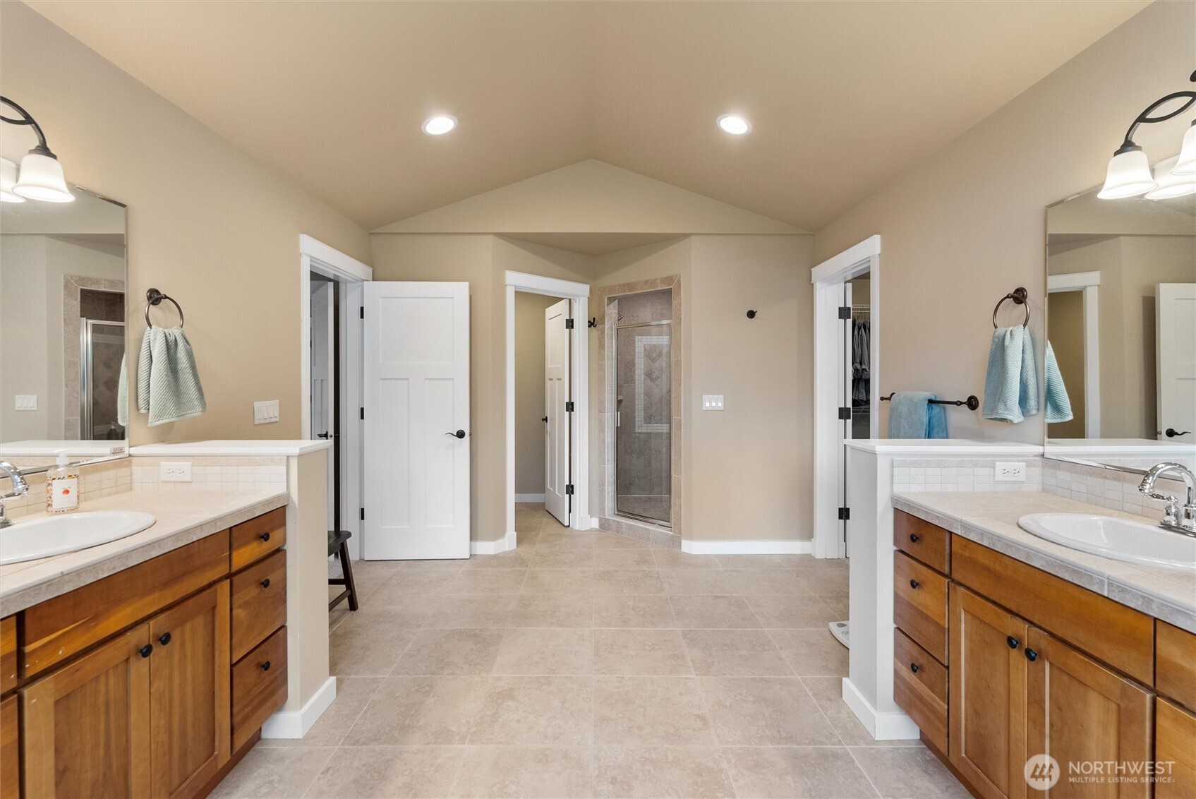 7728 213th Avenue SE Snohomish WA 98290