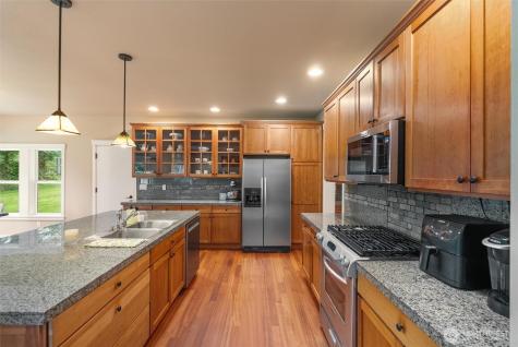 7728 213th Avenue SE Snohomish WA 98290