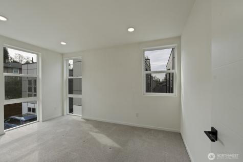 9002 15th Avenue SW Seattle WA 98106