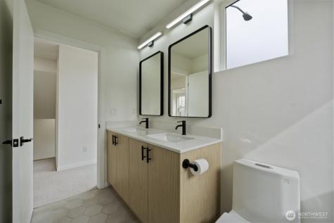9002 15th Avenue SW Seattle WA 98106