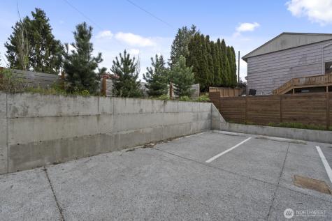 9002 15th Avenue SW Seattle WA 98106