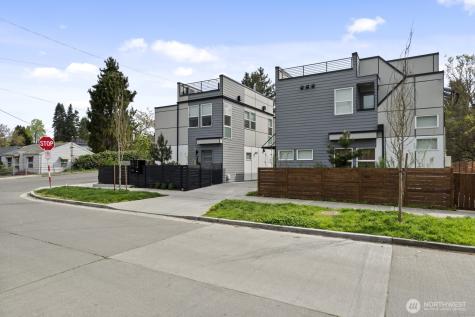 9002 15th Avenue SW Seattle WA 98106