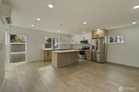 9002 15th Avenue SW Seattle WA 98106