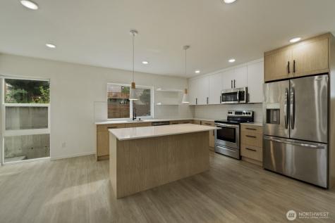 9002 15th Avenue SW Seattle WA 98106