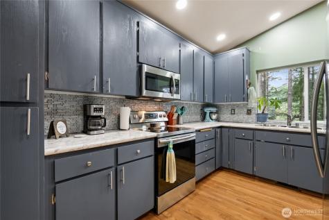 17631 Clear Lake Boulevard SE Yelm WA 98597