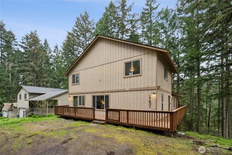 17631 Clear Lake Boulevard SE Yelm WA 98597