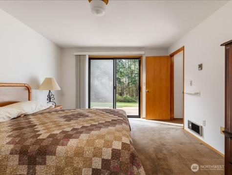 2047 Briarwood Drive Oak Harbor WA 98277