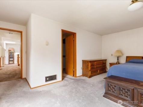2047 Briarwood Drive Oak Harbor WA 98277