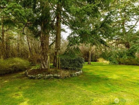 2047 Briarwood Drive Oak Harbor WA 98277
